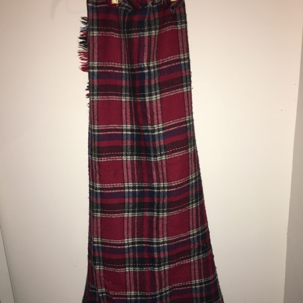 Scarf - Picture 3 of 3